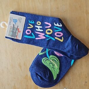 BLUE Q SOCKS